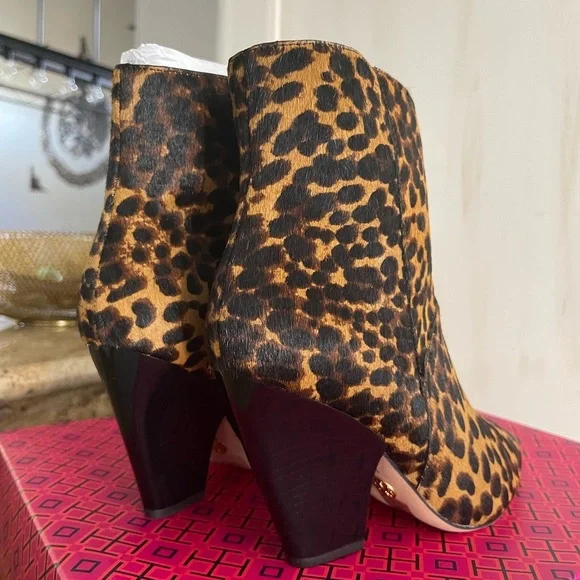 New Tory Burch Lila Pointed Toe Bootie - Picture 4 of 7